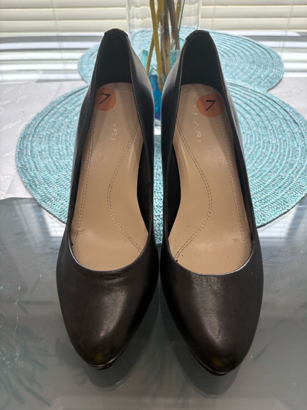 Tahari Gallery Black Leather Platform Pumps